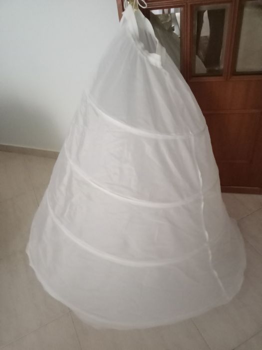 Saiote para noiva e acessório para o cabelo e para a festa