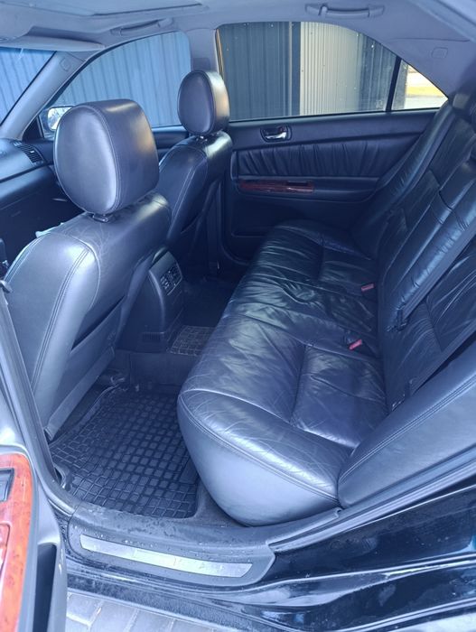 Срочно продам TOYOTA CAMRY 3.0 газ/бензин