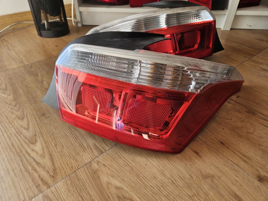 Citroën elysse farolins