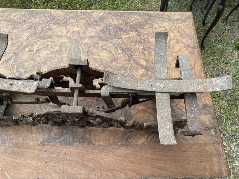 Antyczna żeliwna waga Weber 15kg masywna bogato zdobiona unikat