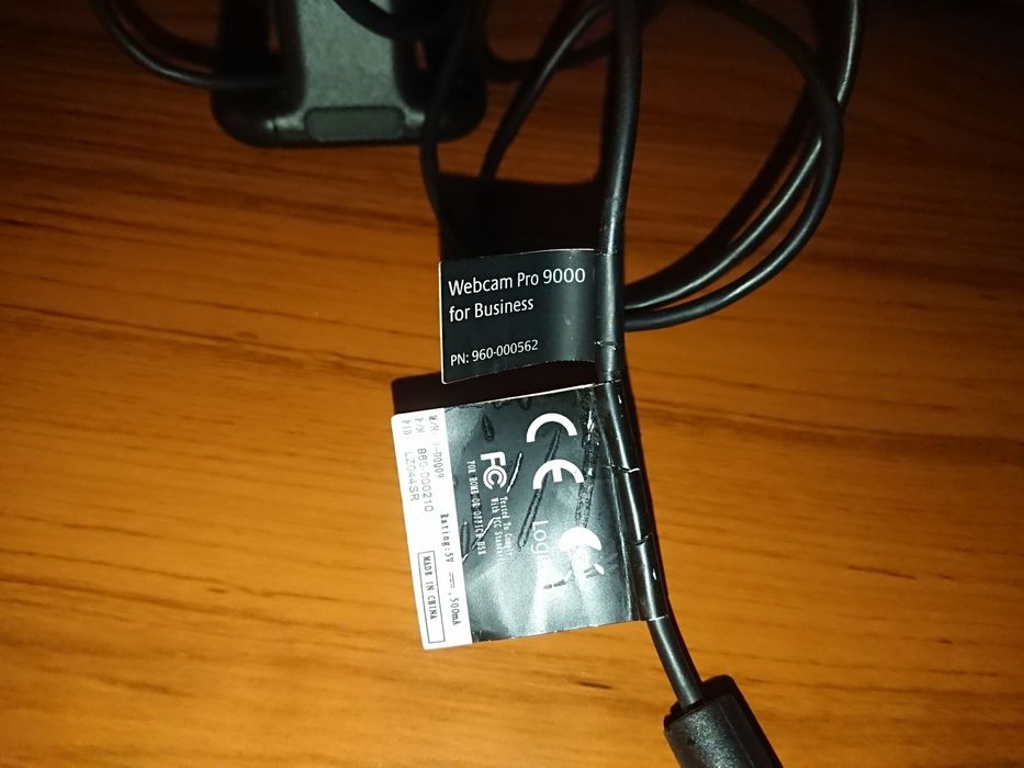 Веб камера з мікрофоном Logitech Webcam pro 9000.