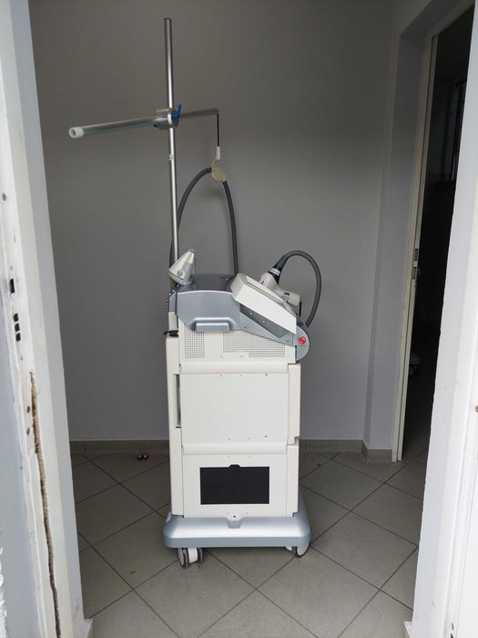 Vectus Laser Depilacja 810 nm Rok 2015 PO PRZEGLĄDZIE Gotowy do Użytku