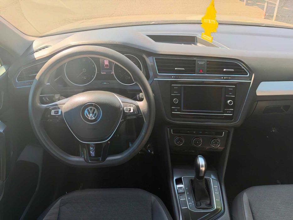 Volkswagen Tiguan      2019