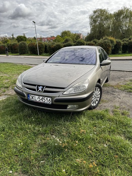 Peugeot 607