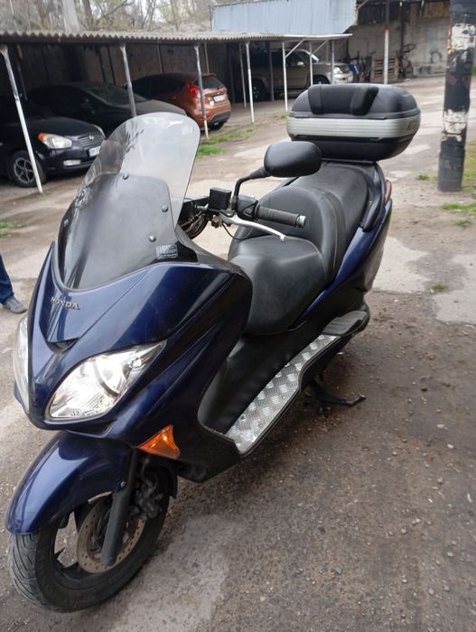 Продам макси скутер