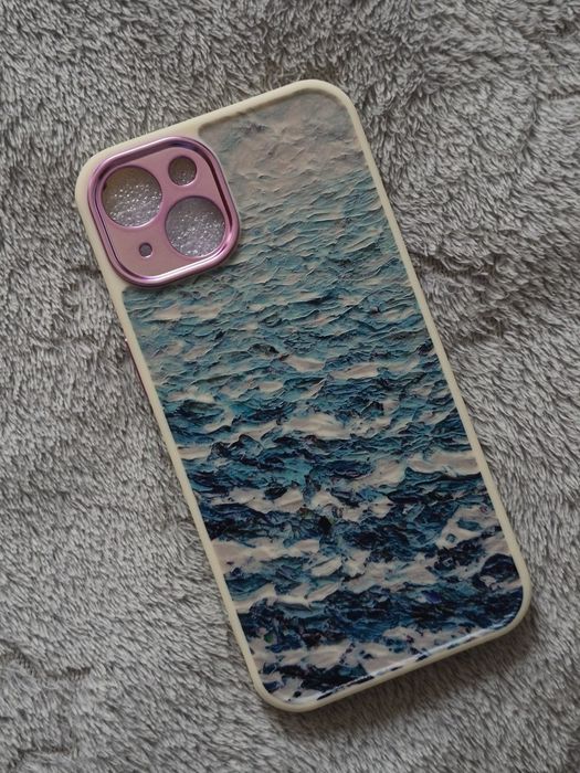 чохол на iPhone 13