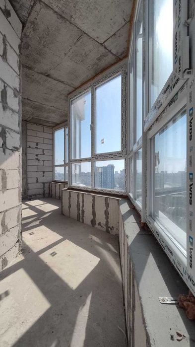 Продаж 2-кімнатної квартири з панорамним видом. Новобудова. Центр.