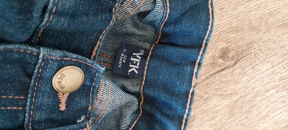 3 pary spodni jeansy + dres. Jak nowe .