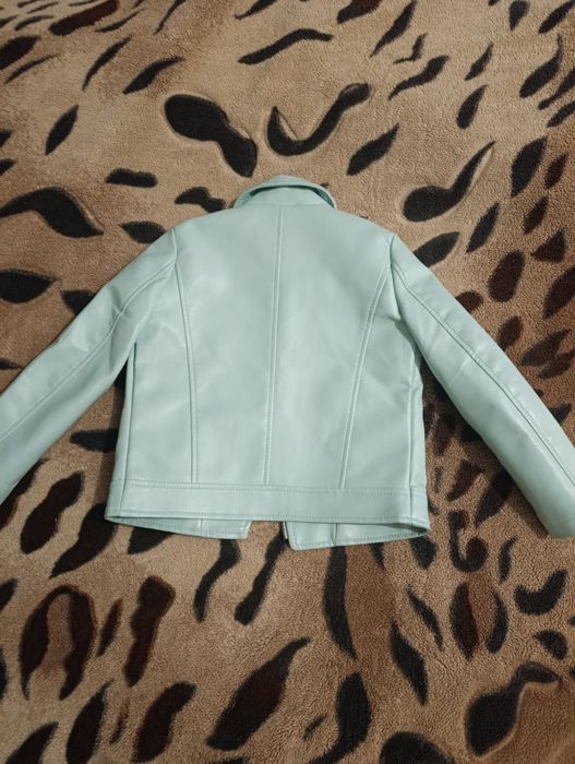 Косуха, кофты , джинсы для девочки