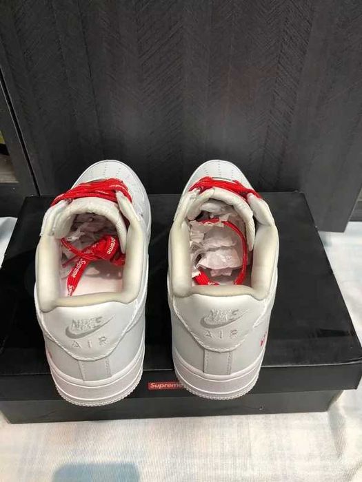 Nike Air Force 1 Low Supreme White R.38