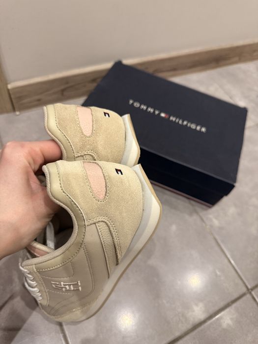 Кросівки кеди Tommy Hilfiger 40 розмір