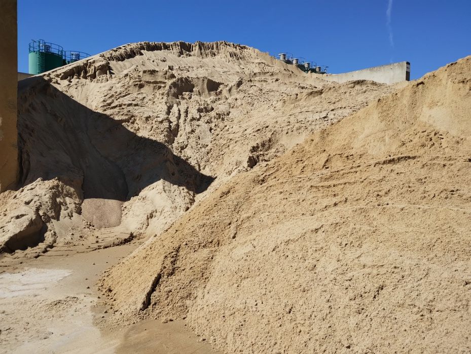 Piasek siany płukany zasypowy ziemia ogrodowa Starowa G Rzgów Tuszyn .