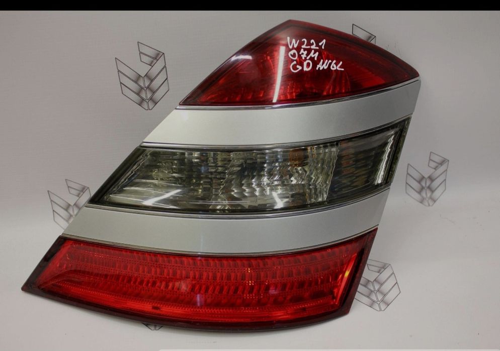 Продам стопи задні на мерседес w221