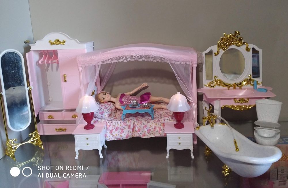 Меблі для ляльок Барбі Спальня , Мебель для кукол Лол