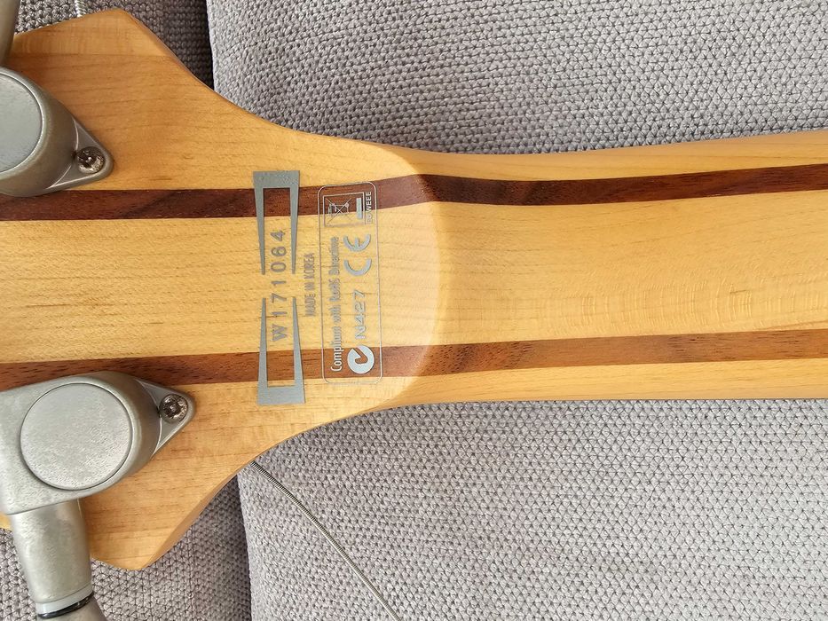 Ibanez BTB 555, (bas, gitara basowa, 5 strun)