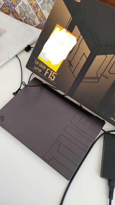 Portátil Gaming ASUS - i7 11370H, RTX 3050 TI, 16gb RAM, 512gb SSD