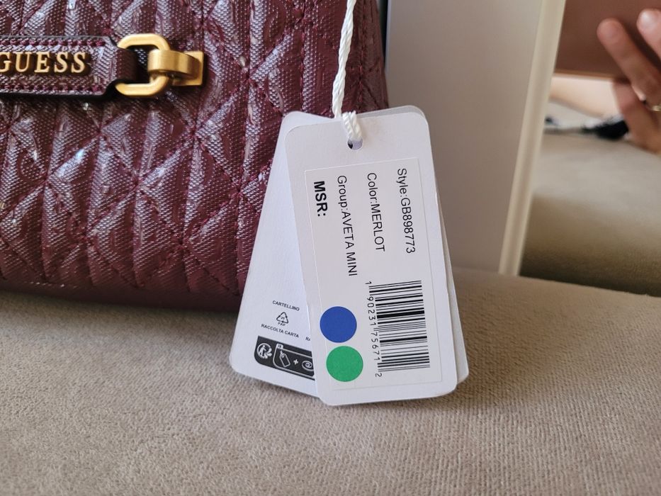 Torebka Torebeczka Damska Guess Aveta Mini