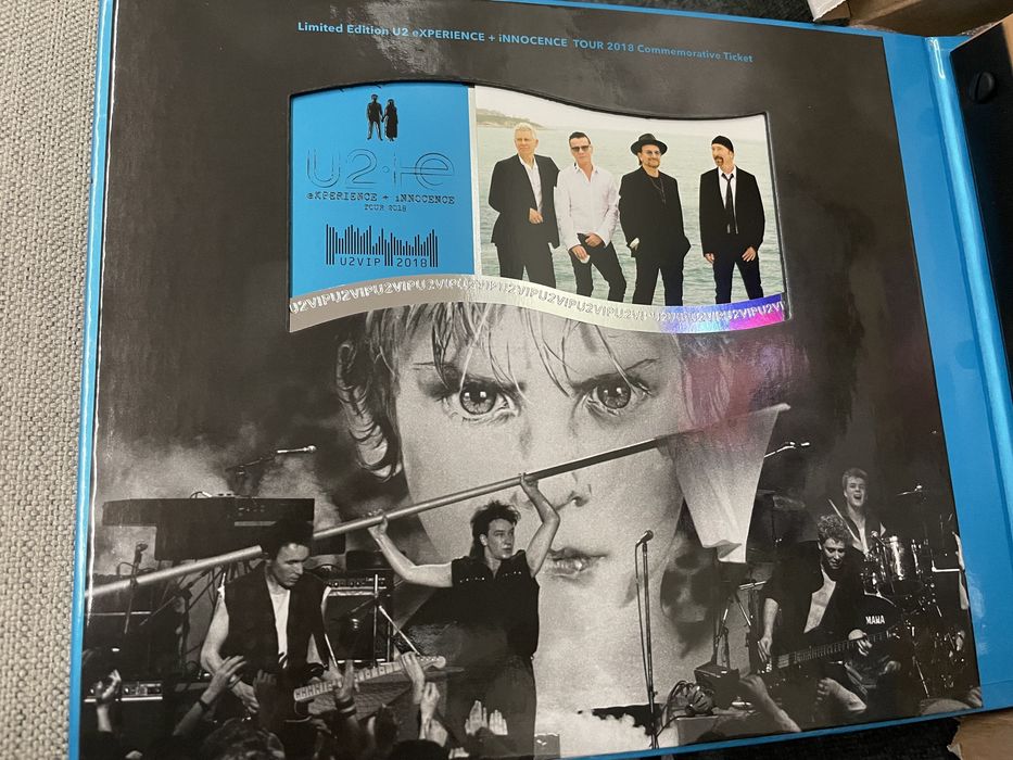 Livro ediçao limitada e certificada, U2 eXPERIENCE + iNNOCENCE 2018