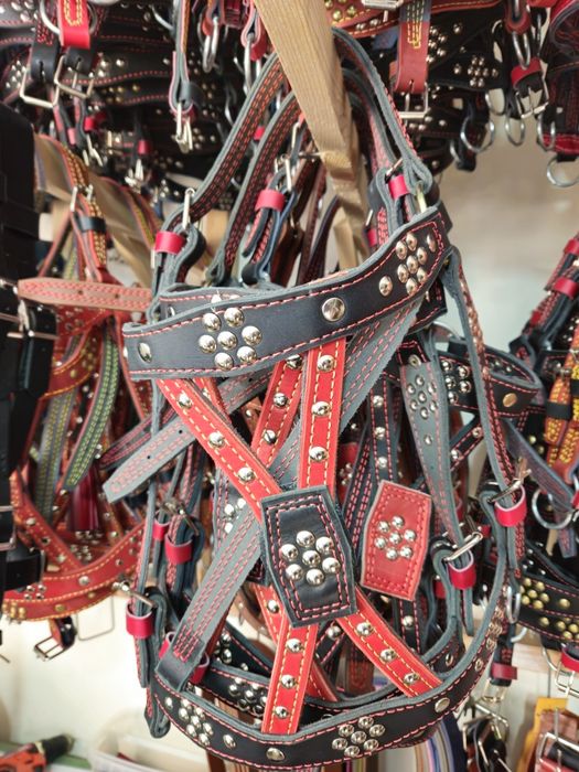 Для коня уздечки, наголовники, контарка  шріка, нові,