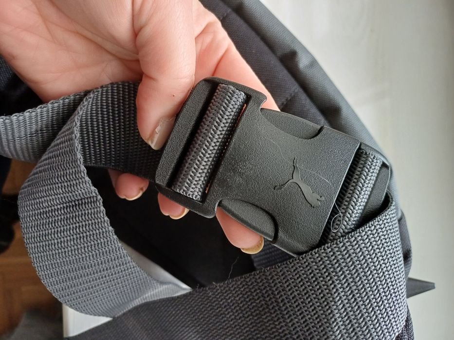 Бананка фірми Puma.