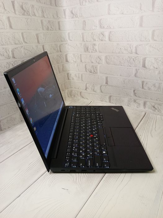 Ноутбук Lenovo ThinkPad E15 Gen2 i7-1165G7 16Gb RAM підсвітка