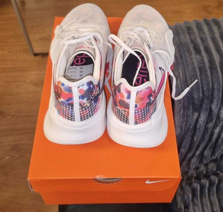 Nowe oryginalne buty Nike AIR Max 720 ZOOM Superrep 3 rozmiar 38