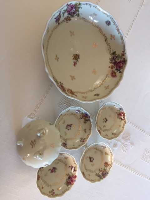 Serviço antigo porcelana