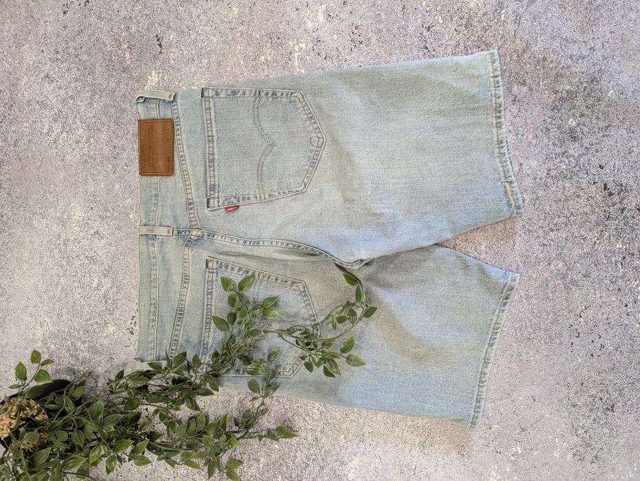 Круті шорти Levi's 405, гарний фіт
