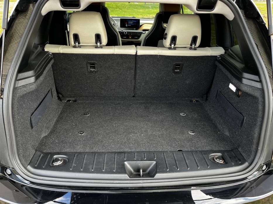 Авто BMW I3 2014