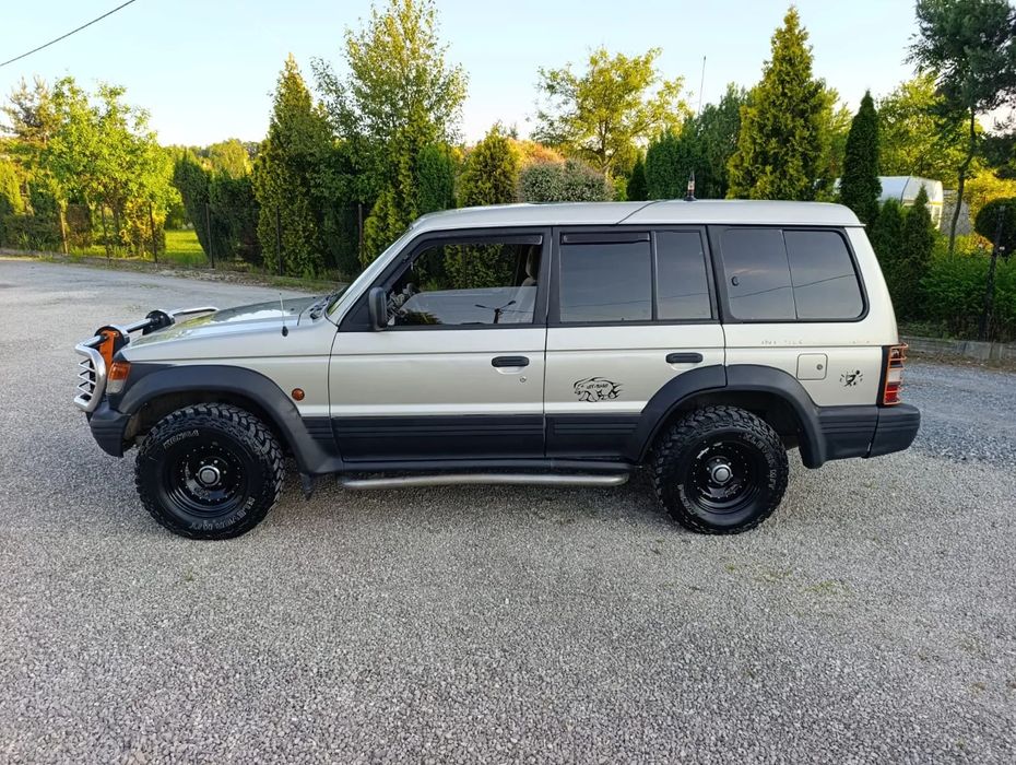 Mitsubishi Pajero 2.5 Tdi 4x4 99KM. Zarejestrowany sprawny Bochnia