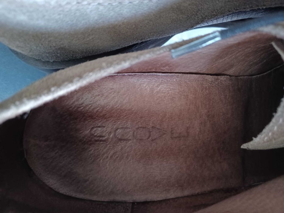 Sapatos rasos em Pele