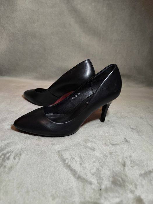 Продам Туфли лодочки