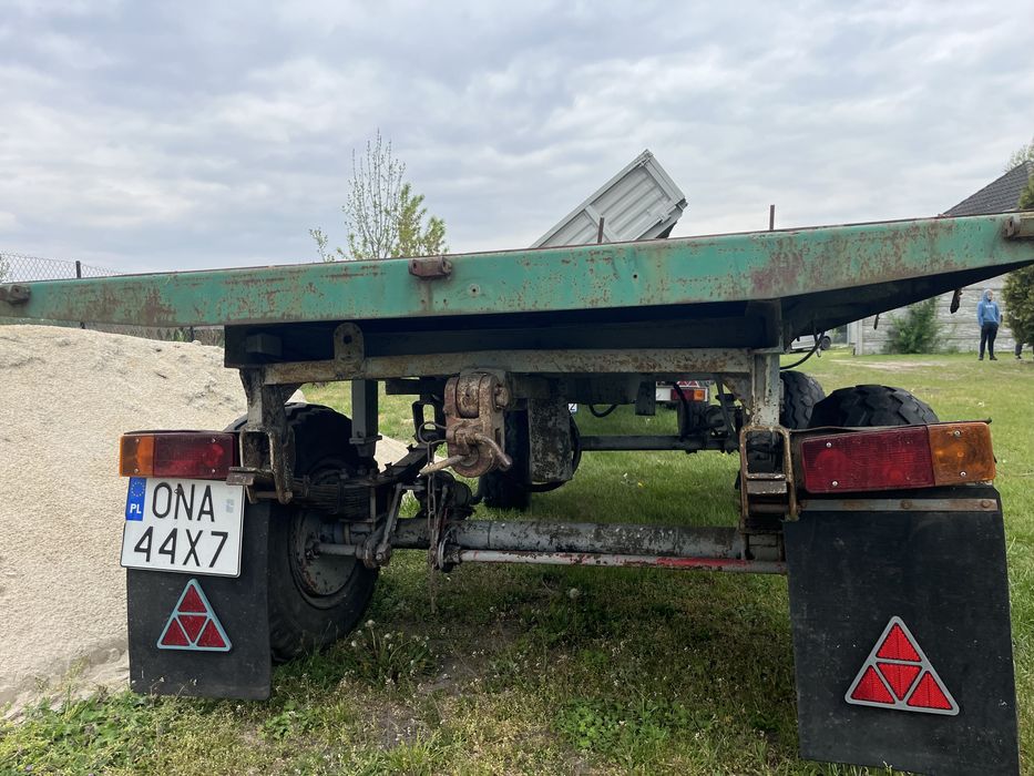 Przyczepa D732 1988 rok