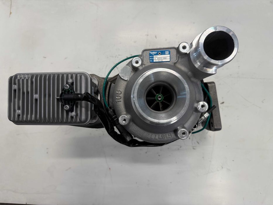 John Deere 7230R, 7250R, 7260R,7270R,7280R, 7290R Turbosprężarka REMAN