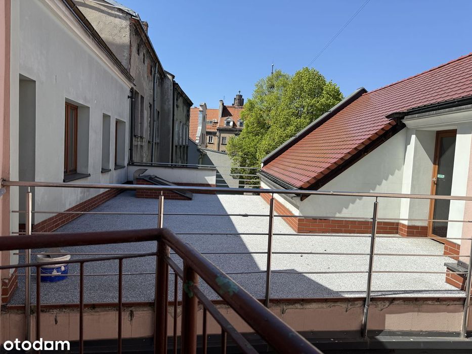 4 pokoje, możliwość 2 mieszkań, obok RYNKU !!!