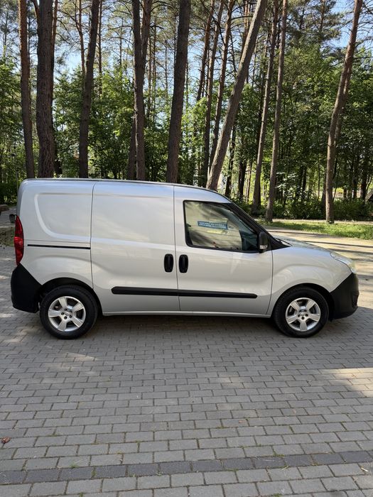 Opel combo  fiat doblo 1.3 cdti 95 km  klima niski przebieg bardzo zadbany