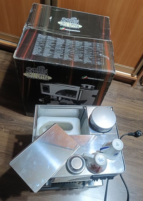 Кавоварка Nemox  від Lelit італійська кавомашина