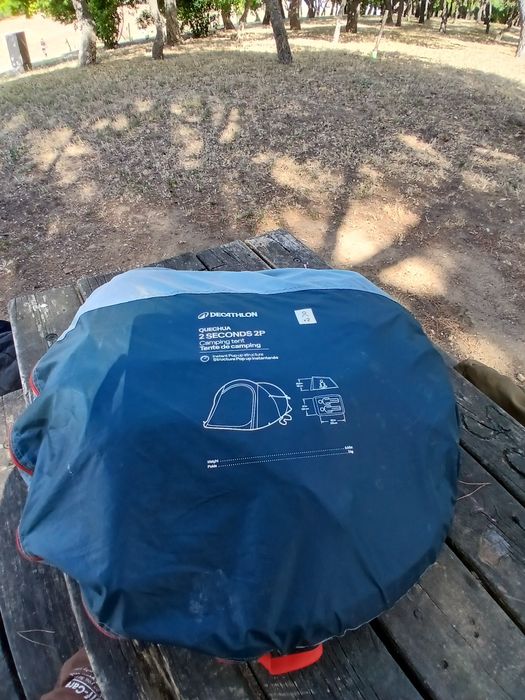 Tenda Quechua   2 segundo s  para  2  pessoas
