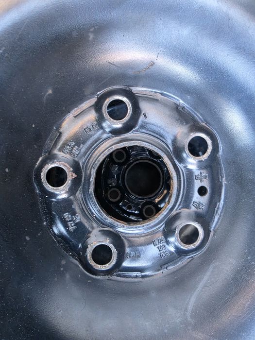 Koła 16 stalowe skoda vw passat b 7 8   cena za 4 szt .