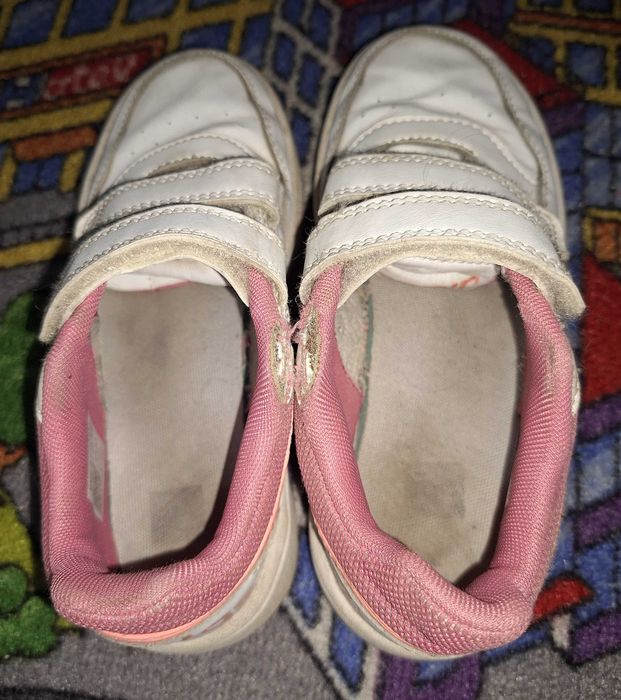 Buty Adidas 31 r (19 cm).