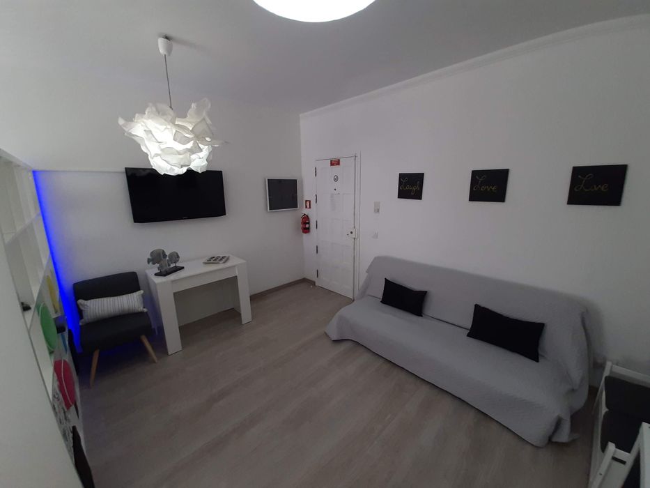 Apartamento T0 junto à Praia de Armação de Pêra