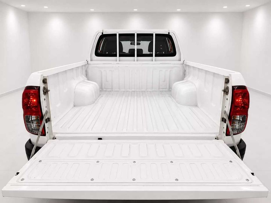 Toyota Hilux 2.4 D-4D 4WD CD CM