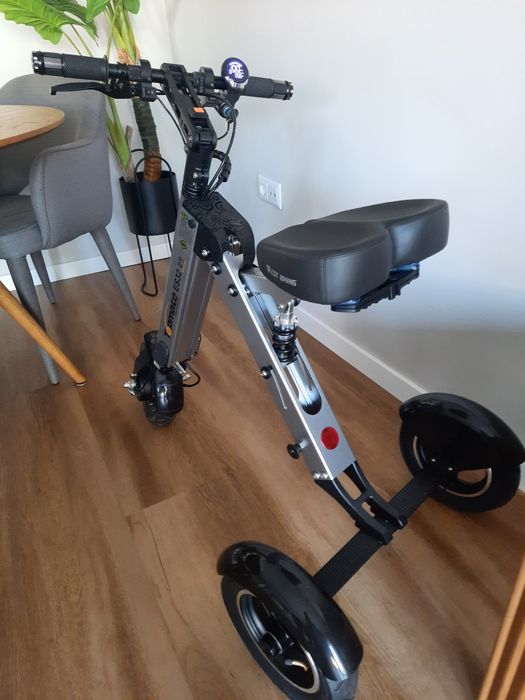 Triciclo electrico "topemate es 32"