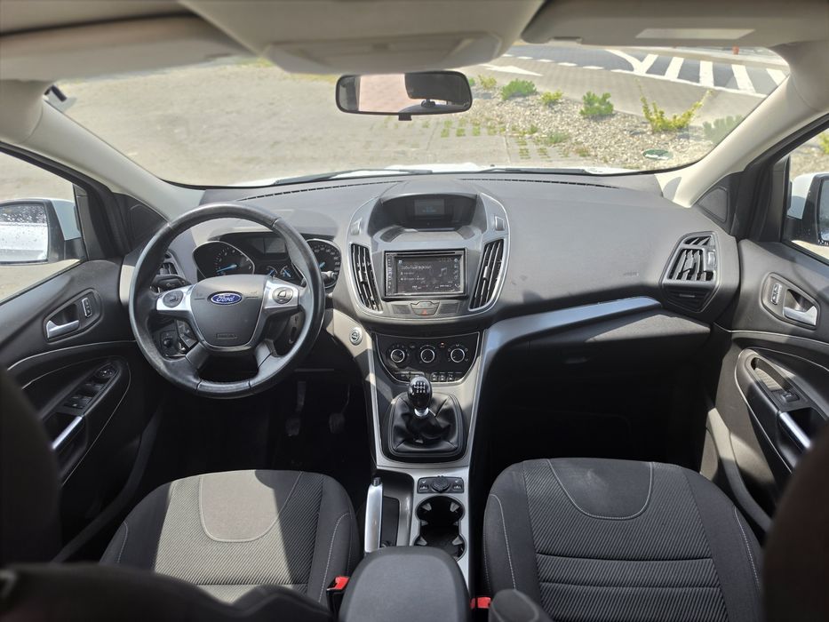 Ford Kuga 2 Tetanium do negocjacji