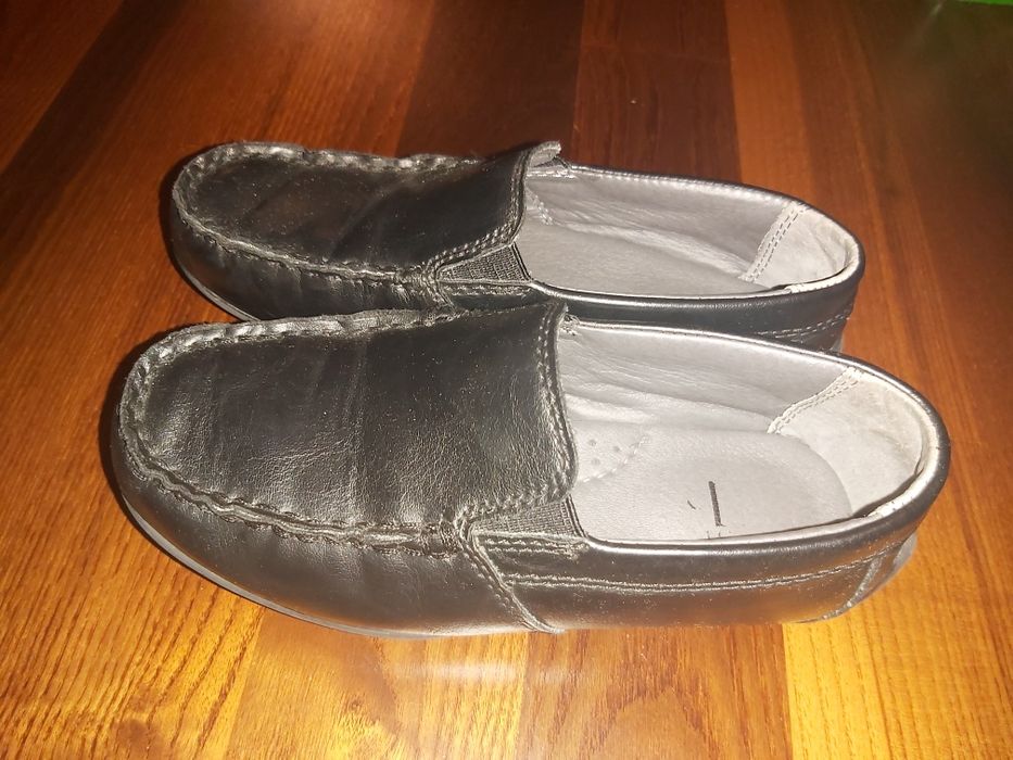 Eleganckie chłopięce buty rozmiar 29