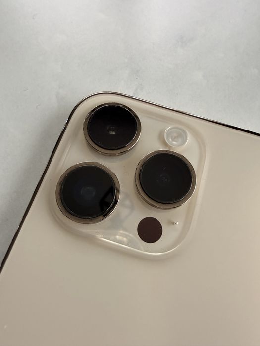 telefon iPhone 14 Pro