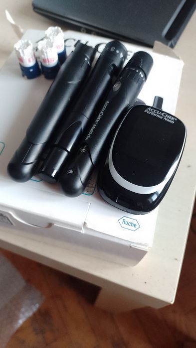 Glukometr accu -chek active sprawne