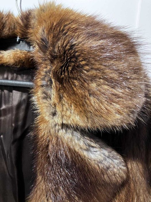 Luksusowy płaszcz damski z futra piżmaka – jak NOWY! Ręcznie szyty!