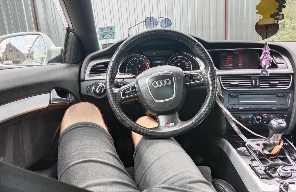 Audi a5 3.0 quattro/full individual 3x s-line  skóra-alcantara / m