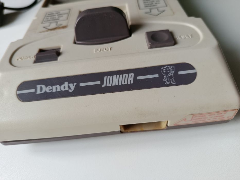 Dendy Junior 2 ігрова приставка